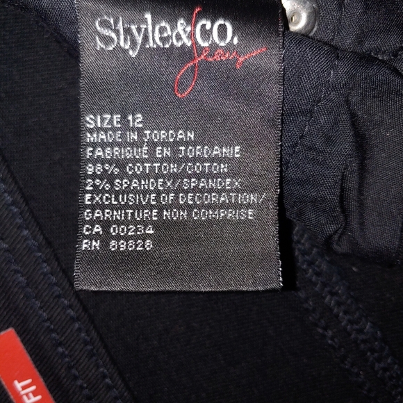 NWT Style & Co. Jeans.  Size 12. - Picture 5 of 8